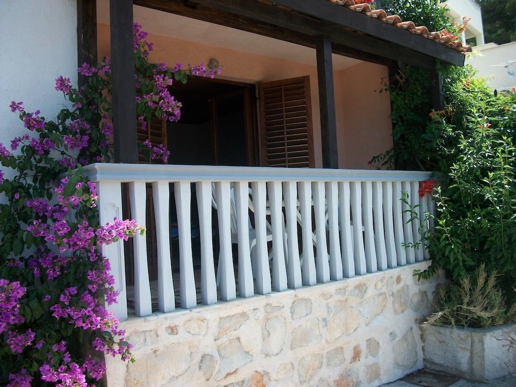 Apartments Luka Tisno Esterno foto