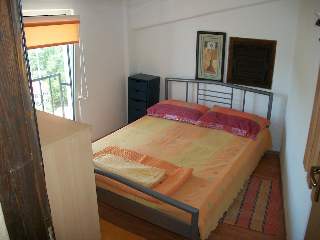 Apartments Luka Tisno Esterno foto